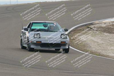 media/Dec-19-2025-Lucky Dog Racing (Fri) [[3b7b1b5fc8]]/Beginner/Session 4 Turn 2 3 Speed Pan/